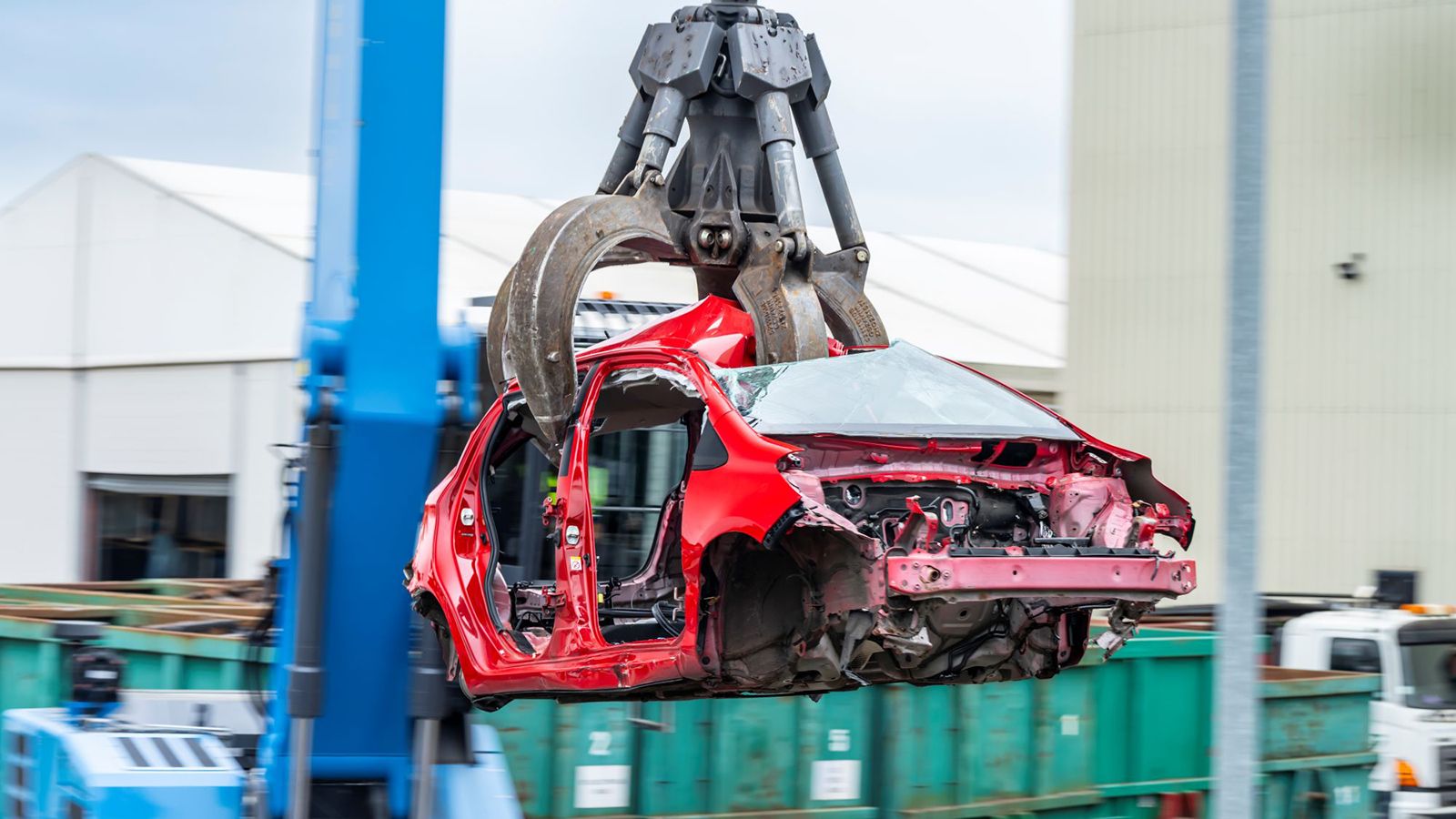 Toyota: Μια Corolla το 1ο αυτοκίνητο που κατασκευάστηκε από ανακύκλωση